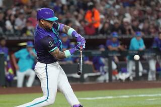 Ketel Marte impulsa tres carreras y recibe ovación en Chase Field; Diamondbacks arrollan 9-1 a Rangers