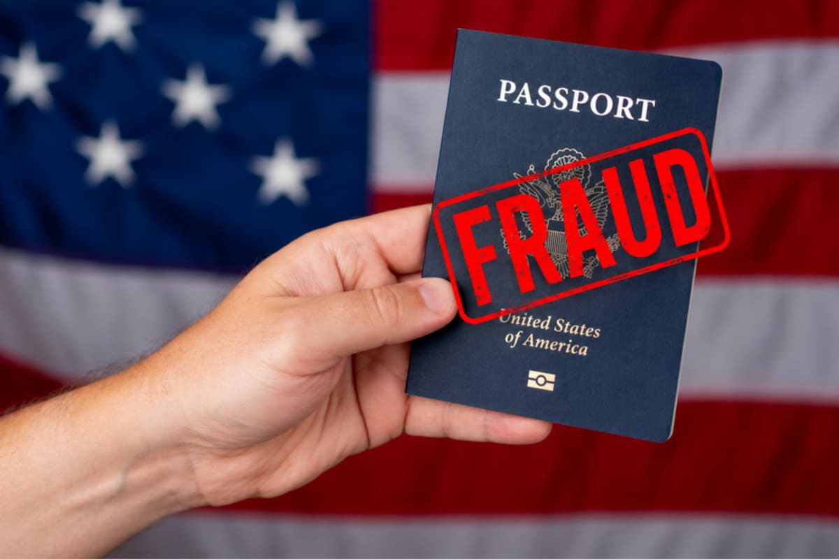 El DOS advirtió sobre estafas en el pasaporte americano