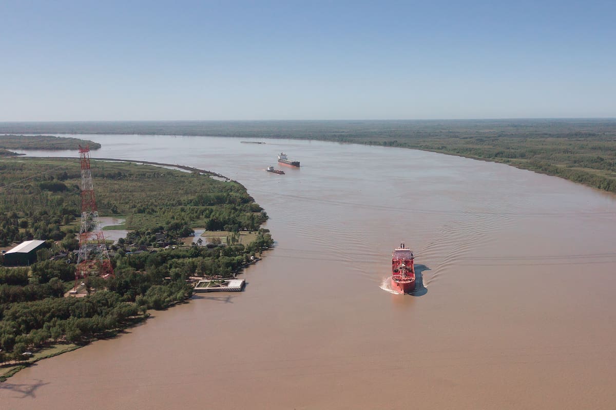 El dragado y balizamiento de la Hidrovía pronto será licitados