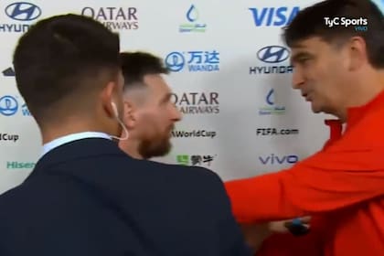 El DT de Croacia interrumpió una entrevista para reconocer a Messi y le deseó suerte para la final