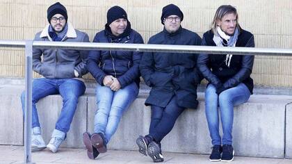 El DT Sampaoli junto a sus colaboradores en Barcelona
