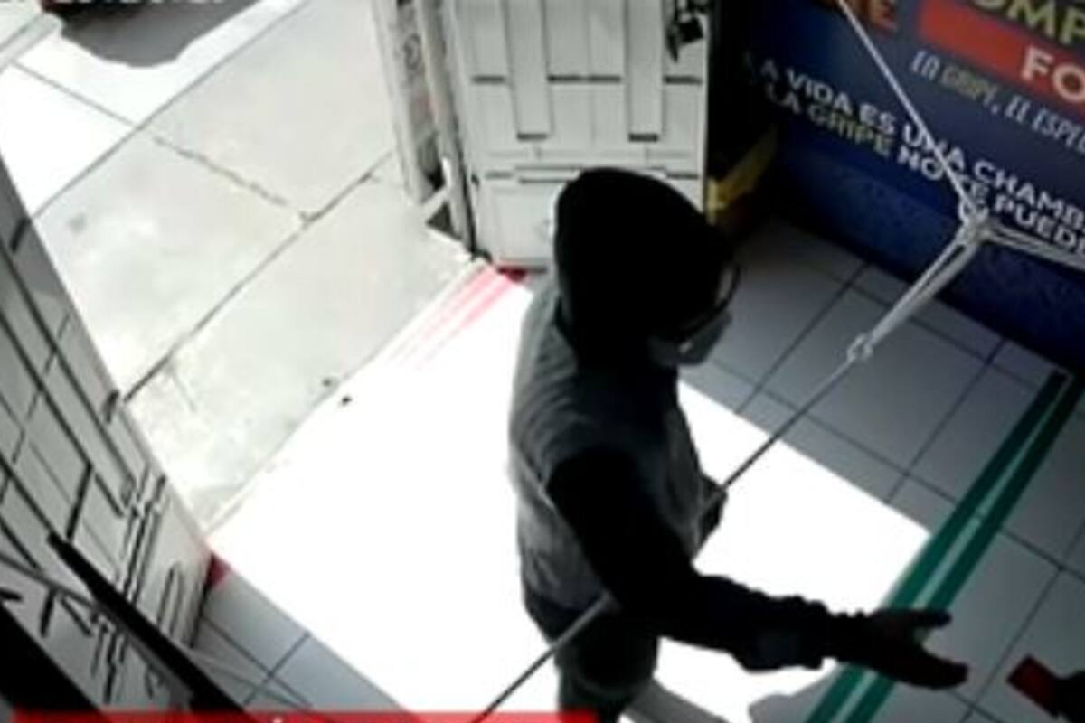 El dueño del establecimiento explicó que la agresión ocurrió porque se reportaron problemas con las tarjetas del cliente