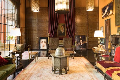 El dueño tiene una extensa trayectoria en Hollywood y muchas de las piezas de decoración provienen de los viajes y de los sets de filmación.