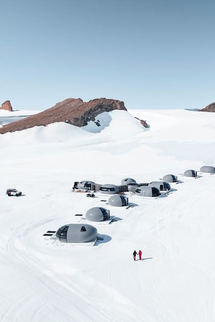 El Echo Camp, de la empresa White Desert, es un campamento de lujo para 12 personas que está diseñado para no dejar rastros humanos