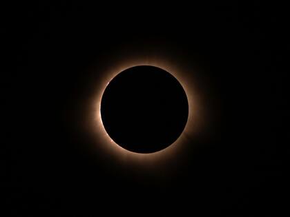 El Eclipse Solar Anular solo podrá verse en su fase de anillo de fuego desde la Antártida (Pexels/Drew Dempsey)