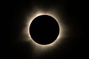 Cuándo es el eclipse solar total del siglo y cuál es el mejor lugar para observarlo