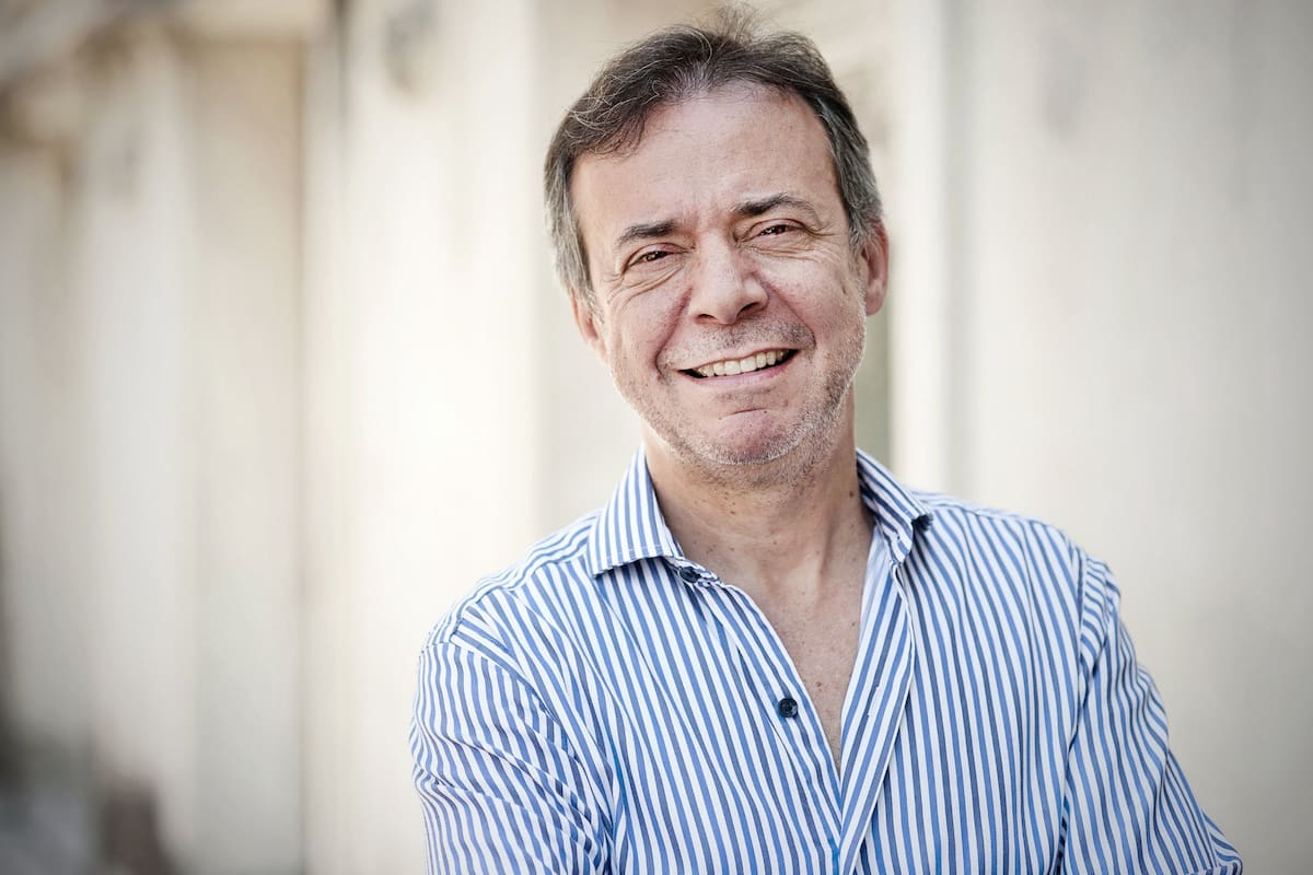 El economista de FIEL dice que el sistema previsional está quebrado, que no habrá crisis mientras siga bajando el déficit fiscal y que este año el Gobierno volverá a incumplir la meta de inflación; además, elogia la reforma tributaria, aunque señala "puntos criticables"