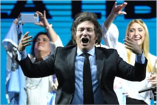 Milei se expresó en contra de la obligatoriedad educativa y propuso un polémico sistema