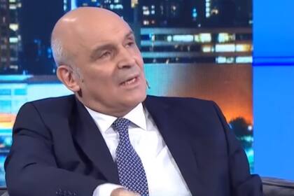 El economista se mostró indignado con la duración de la cuarentena decretada por el Gobierno