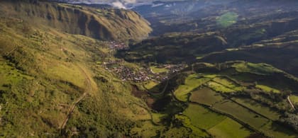 El ecosistema selvático de la Amazonia peruana provoca que los vientos cruzados y cambiantes representen un peligro para la aviación (Foto: Getty Images)