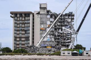 Evacúan otro edificio de departamentos por deterioro en Miami