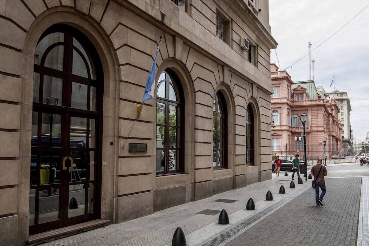 El edificio de la ex SIDE, en la calle 25 de Mayo