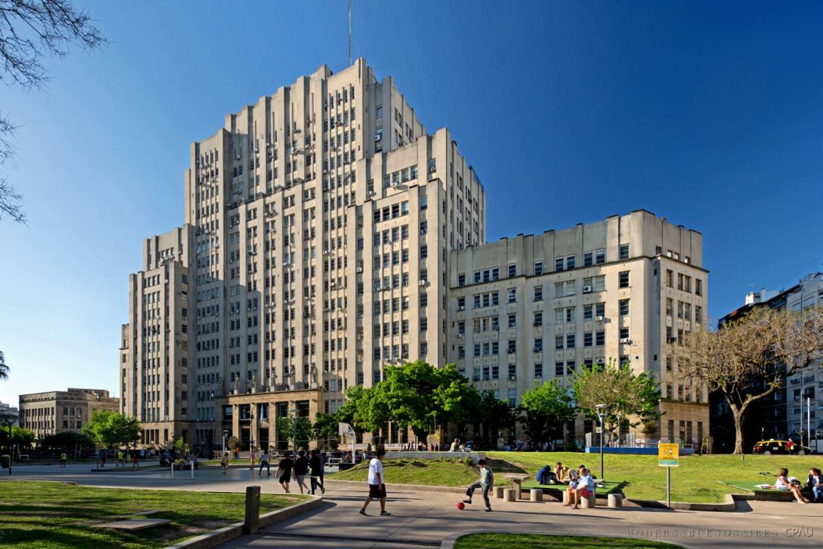 El edificio de la facultad de Medicina de la UBA