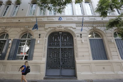 El edificio de la Facultad de Psicología de la UBA, en la calle Independencia