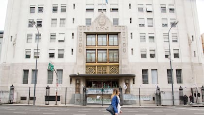 La entrada principal del edificio