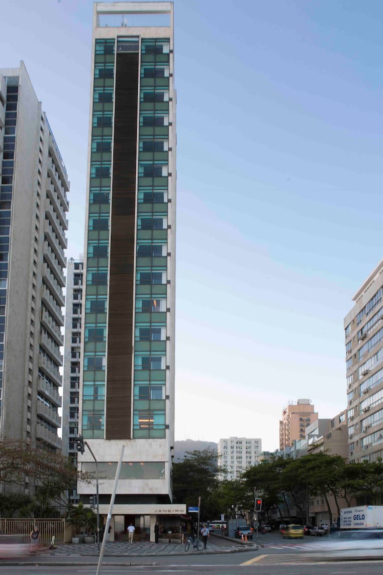 El edificio del hotel Janeiro