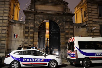 El edificio del que fue evacuado hoy Benjamin Griveaux, vocero del gobierno de Emmanuel Macron, por una manifestación de los "chalecos amarillos"