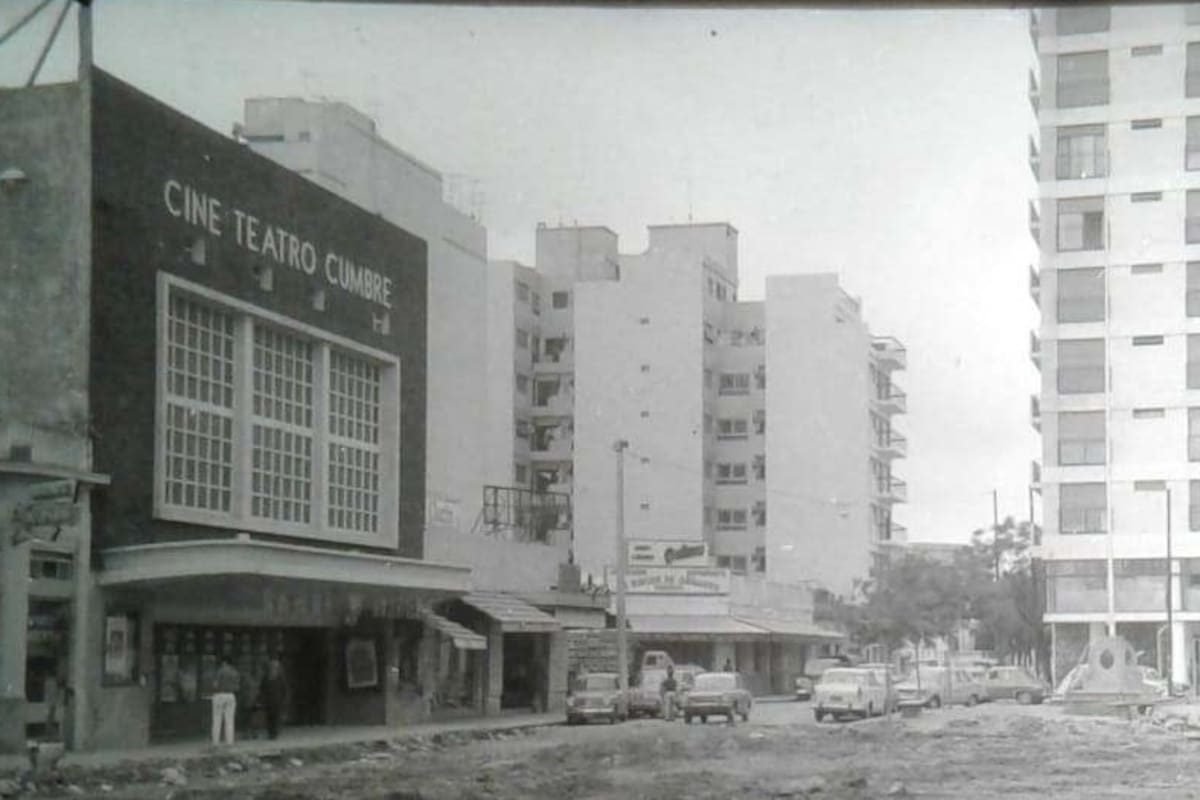 El edificio estaba ubicado cerca de la estación de trenes Luis María Saavedra