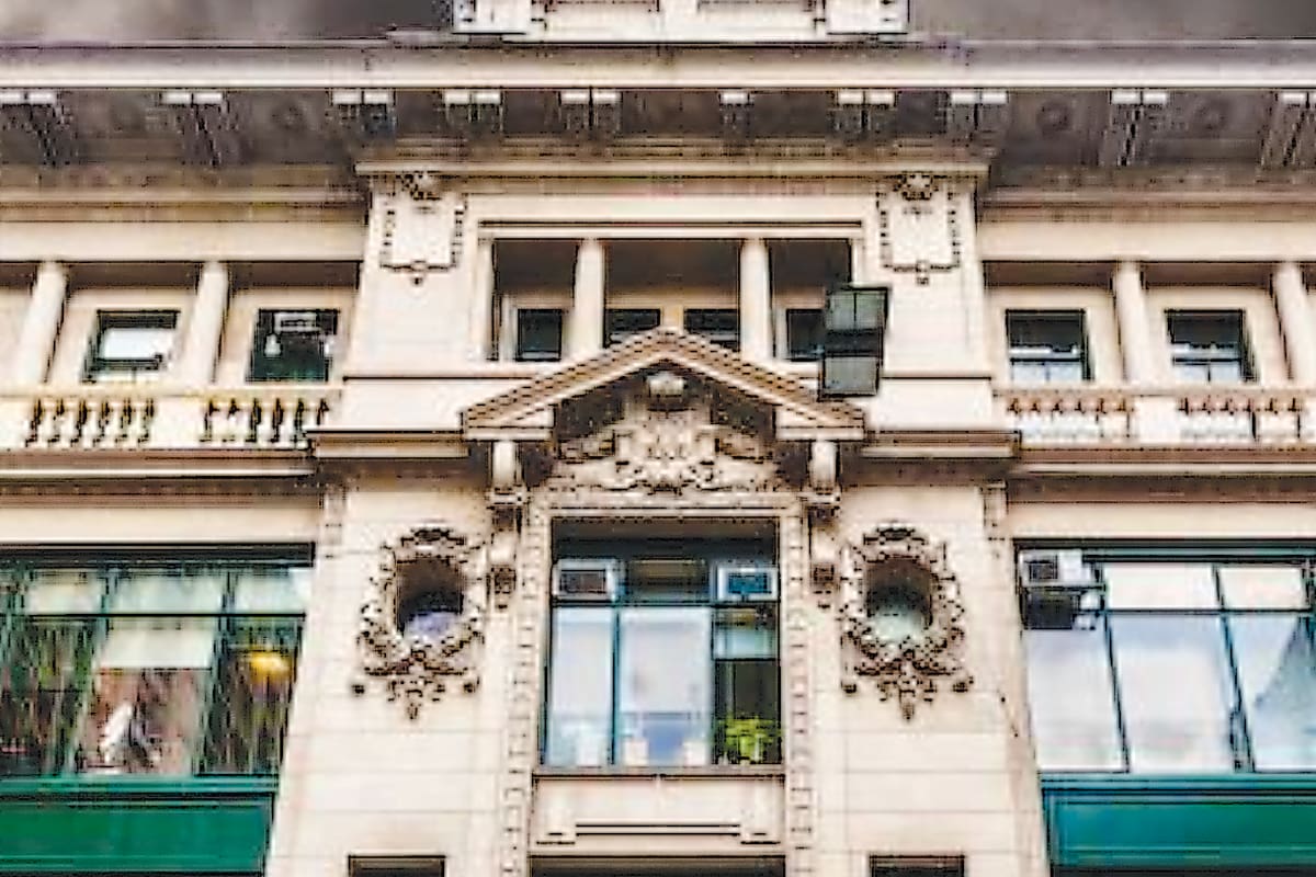 El edificio Thompson, tomado por el arte contemporáneo