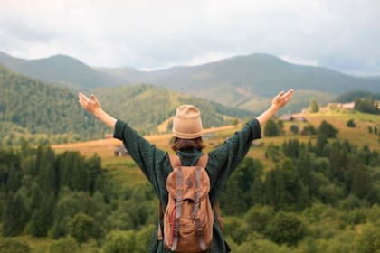 El efecto de los viajes en la felicidad y las relaciones