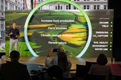 El ejecutivo explicó que una de las cosas de la que en estos días se empezó a hablar es de la agricultura regenerativa