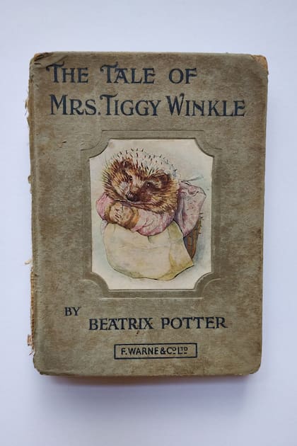 El ejemplar de 1905 de The Tale of Mrs. Tiggy Winkle