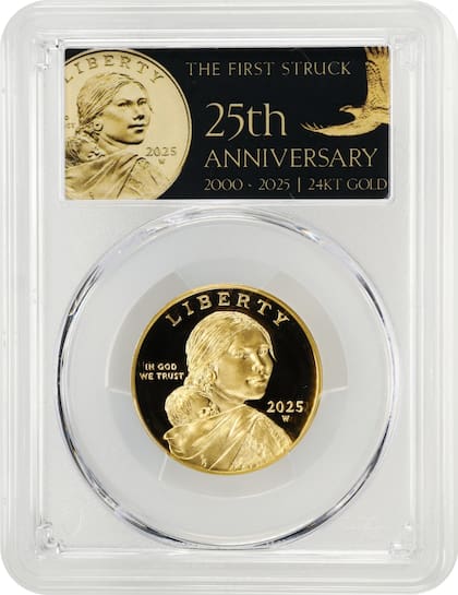 El ejemplar es el primero producido bajo la edición que celebra el aniversario de la serie de monedas Sacagawea