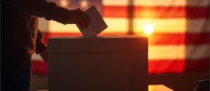 Los demócratas llevan la ventaja entre los latinos y desafían a los republicanos, según una encuesta