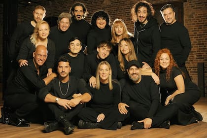 El elenco completo de El curioso incidente del perro a medianoche