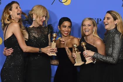 El elenco femenino de Big Little Lies con sus premios, en la última entrega de los Emmy