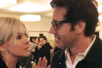 él elenco se juntó para ver el primer capítulo de la nueva ficción De Eltrece en medio de una fiesta