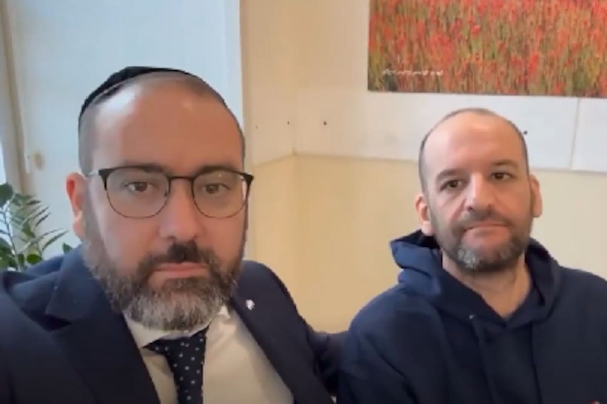 El embajador Axel Wahnish junto a Iair Horn