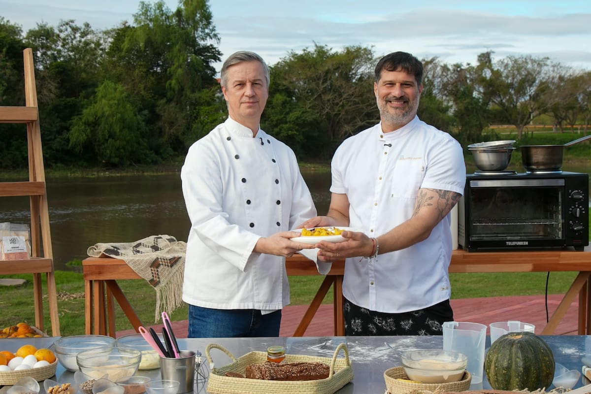 El embajador de la Unión Europea, Erik Høeg, junto al chef Guillermo Perosio