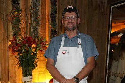 El embajador de Mundo Epicúreo acompañó sus creaciones culinarias con tintos y espumantes de la premiada bodega Trapiche