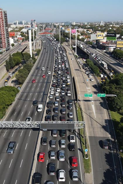 Colapso de tránsito en Panamericana por los controles