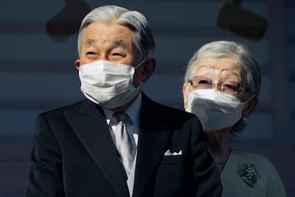 El emperador emérito de Japón será hospitalizado para pruebas cardíacas, según medios japoneses