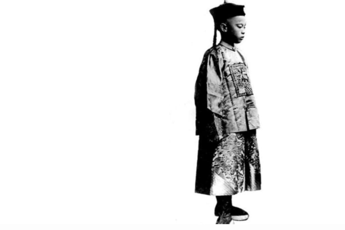 El emperador Puyi sufrió los vaivenes de la política china desde pequeño.