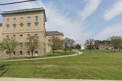 El empleado de mantenimiento llevaba 17 años en el distrito escolar de Albany