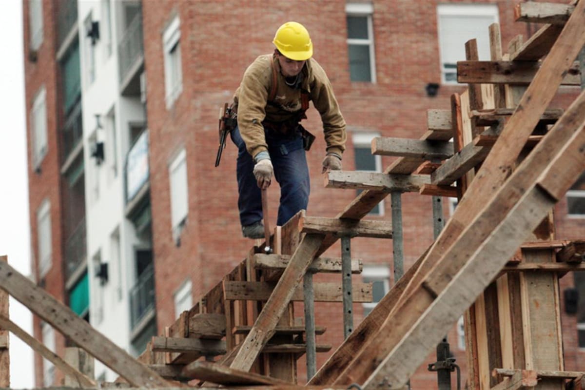 El empleo en la construcción creció por cuarto mes consecutivo en noviembre.