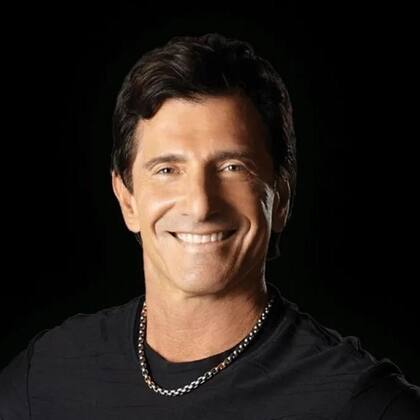 El empresario y escritor es autor de dos best seller sobre finanzas personales (Facebook/ T. Harv Eker)