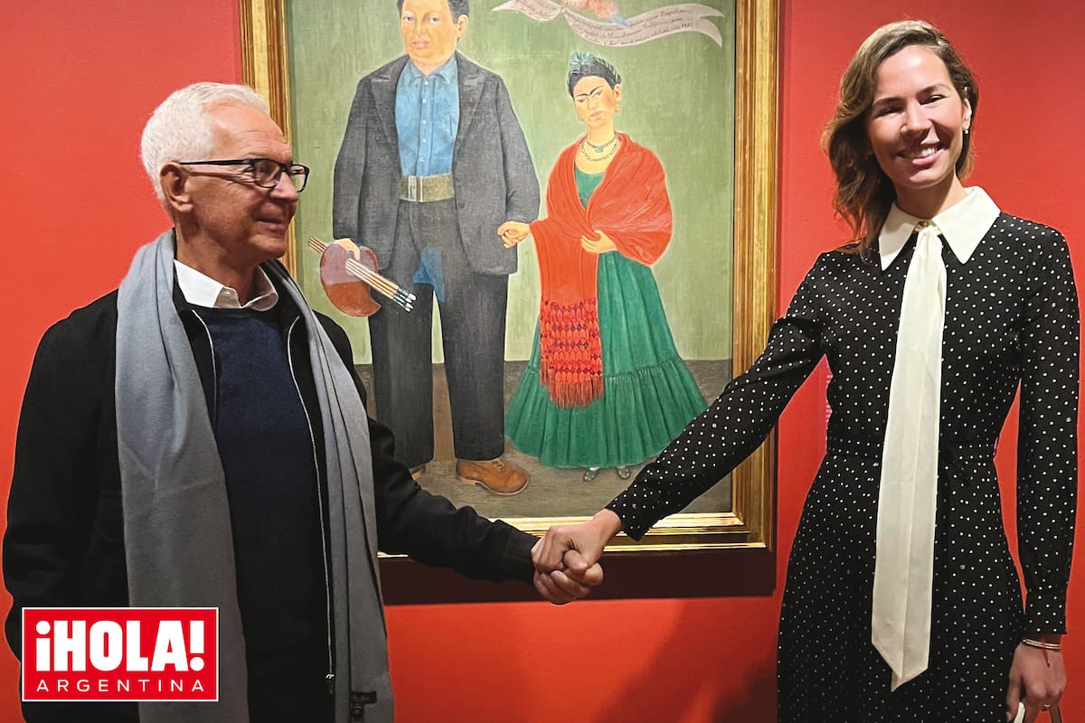 El empresario y la modelo visitaron el Crystal Bridges Museum of American Art en Arkansas, donde Eduardo colaboró con una obra de Diego Rivera de su colección personal.