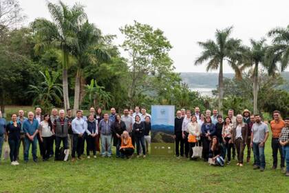 El encuentro contó con la participación de Luca Pierantoni, Jefe de la Sección Cooperación de la Delegación de la Unión Europea en la Argentina, y referentes del Ministerio de Ecología del Gobierno de Misiones