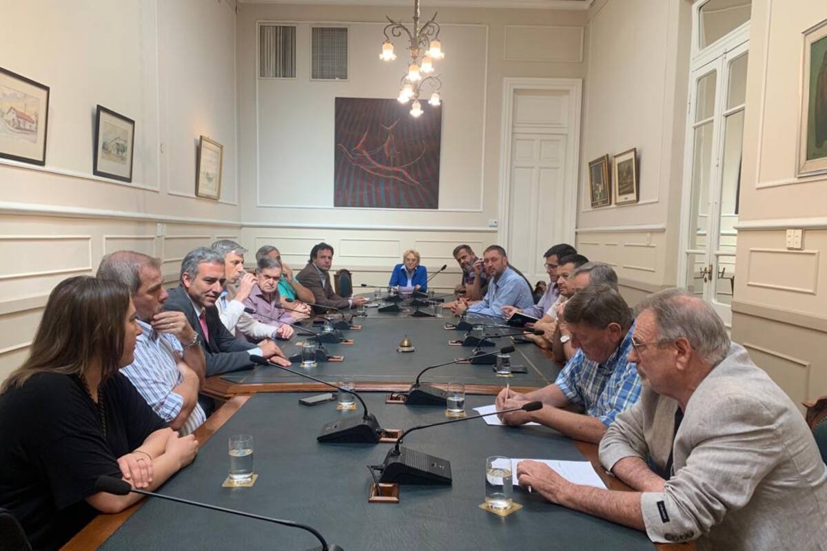 El encuentro de autoridades con el legislador Oscar Martínez