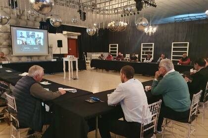 El encuentro de los ruralistas y los empresarios en la Sociedad Rural de Jesús María