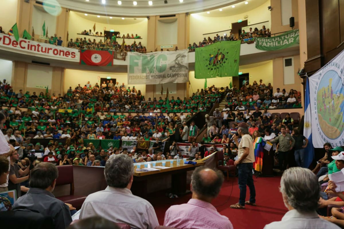 El encuentro del Foro por un Programa Agrario Nacional se hizo en el Aula Magna de la Facultad de Medicina de la UBA