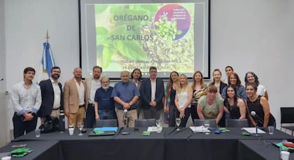 El encuentro donde se recomendó la IG para el orégano de San Carlos