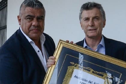 El encuentro entre el presidente Macri y el máximo dirigente de la AFA, Claudio Tapia; acordaron la instalación de la "Casa Argentina" durante el Mundial de Rusia 2018