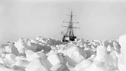 El Endurance pasó meses a la deriva atrapado en el hielo