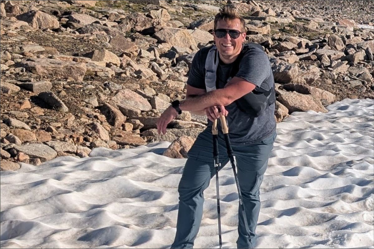 El enfermero sufrió un grave accidente mientras escalaba el pico Granite en Montana y decidió bajar solo para ahorrar el costo del rescate
