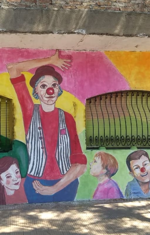 El enigma de Claudia Ferro, la animadora de fiestas infantiles desaparecida, y de los sospechosos que vivían en su casa de Villa Luro y se ocultaban tras una máscara de Mickey